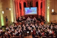 067 Orchester rot.jpg&sig=ef97e985d002dd03c980d416c09c87f7ca8f71c91883d0b669cb579d1f30c490